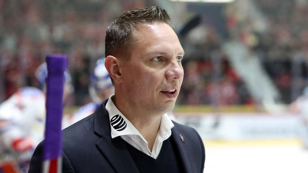 Jussi Tapola hyppää jälleen Tapparan penkin taakse kaudesta 2020-2021 lähtien.