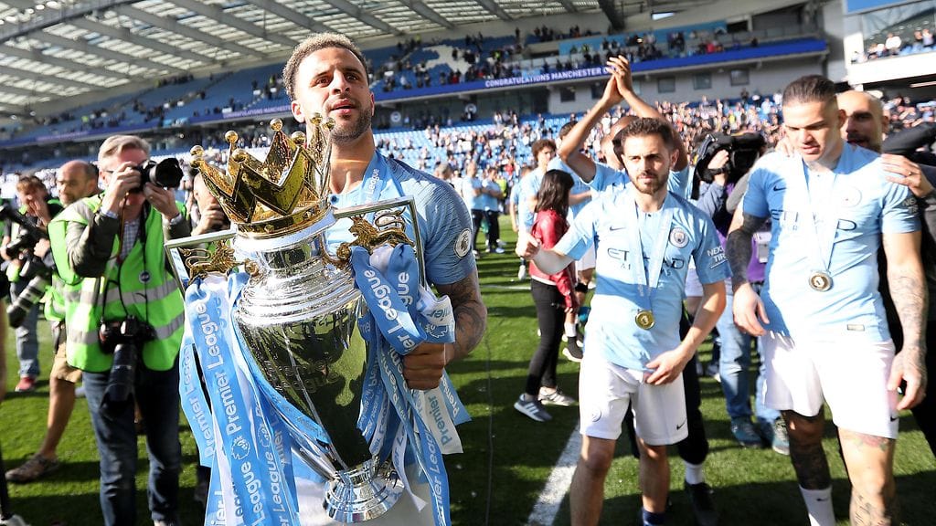 Kyle Walker jatkaa Manchester Cityssä seuraavat viisi vuotta.