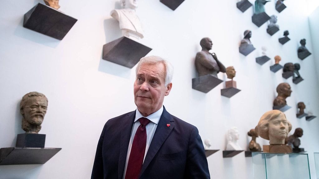 Antti Rinne vieraili Tallinnan taidemuseo Kumussa 14. kesäkuuta 2019.