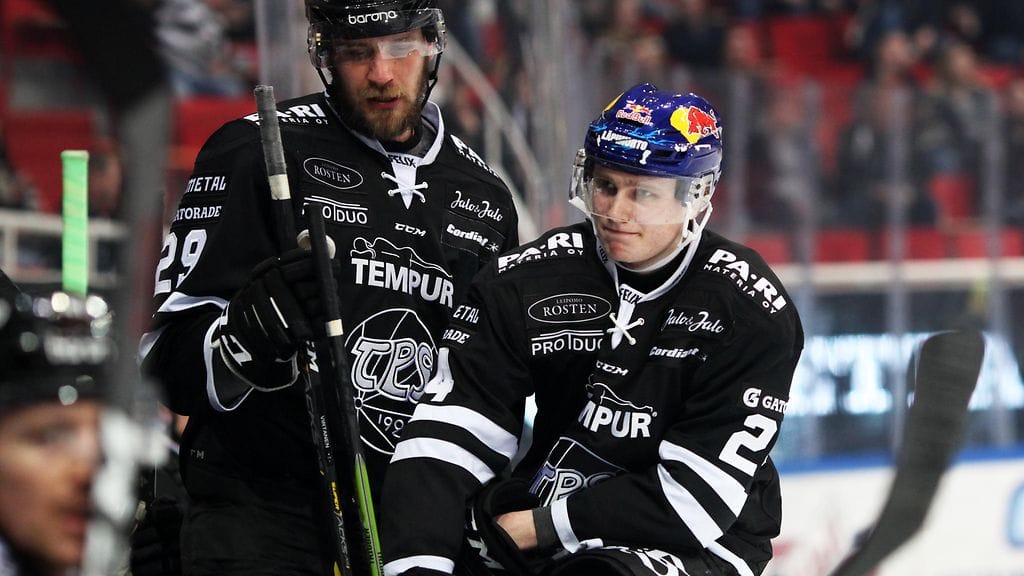 Kaapo Kakon tällä erää viimeinen Liiga-kausi päättyi puolivälierissä HPK:ta vastaan.