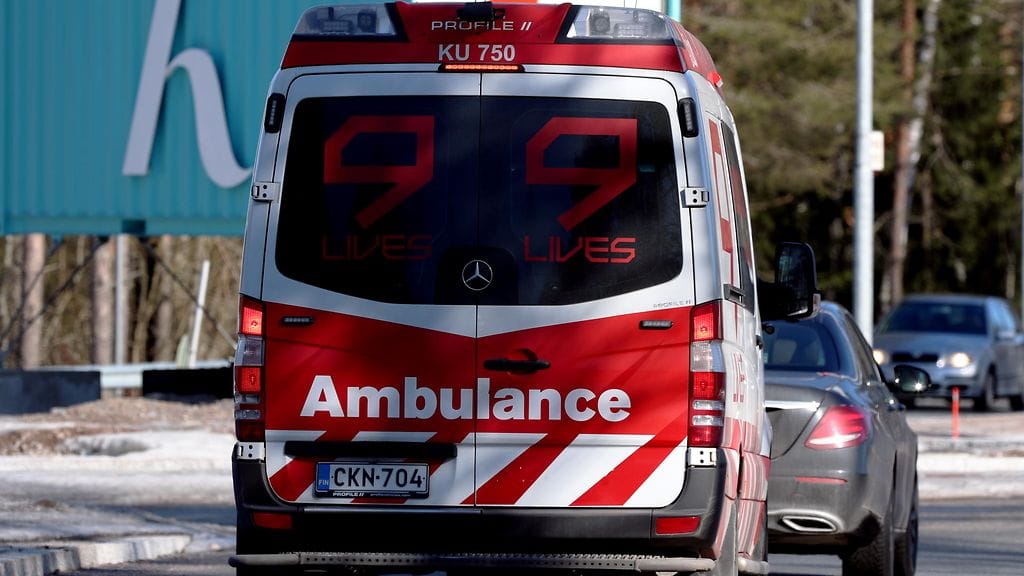 AOP ambulanssi hätätilanne onnettomuus sairaala terveys lääkäri