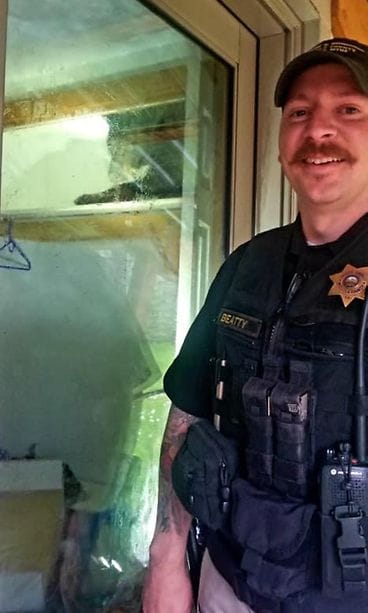 mustakarhu montana usa poliisi