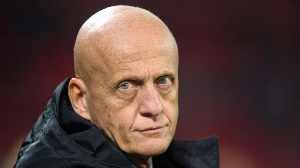 Pierluigi Collina muistetaan omalta tuomariuraltaan eritoten katseestaan.