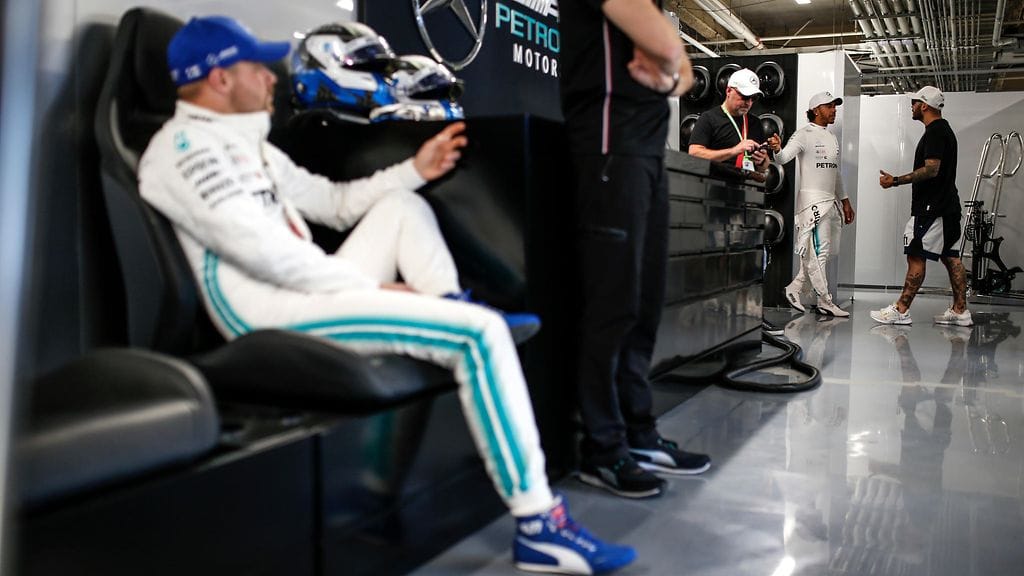 Valtteri Bottas ja Lewis Hamilton