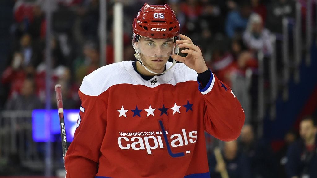 André Burakovsky siirtyy Colorado Avalancheen.