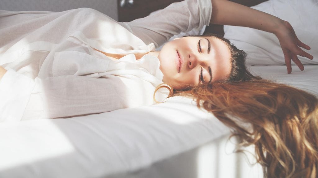 "Itsetyydytys on osa aktiivista seksielämää", sanoo seksuaaliterapeutti. Kuvituskuva.