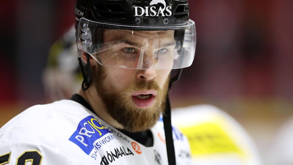 Jani Hakanpää on solminut NHL-sopimuksen.