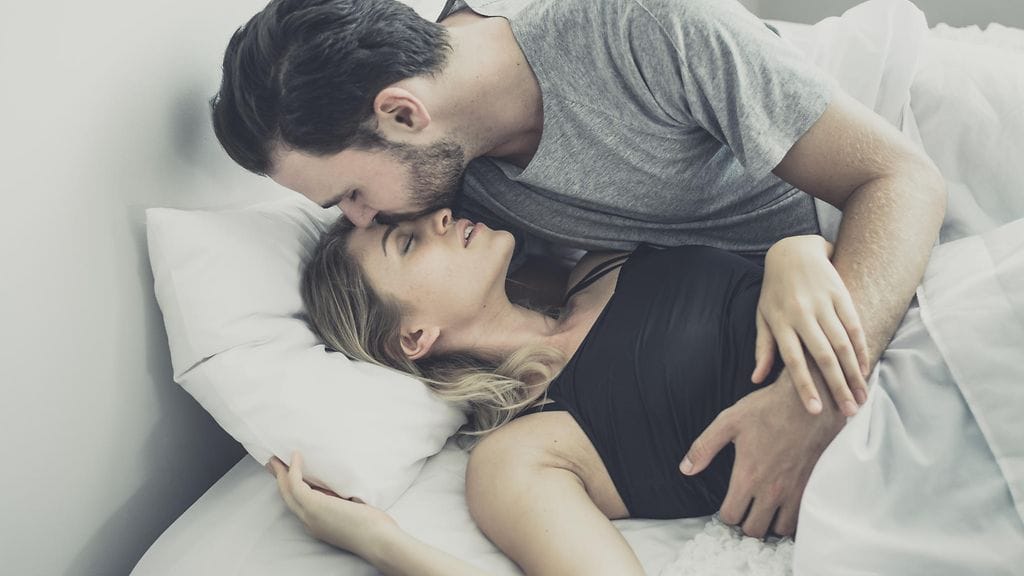 Steph Auteri myöntää harrastaneensa jo vuosikymmeniä keskivertoseksiä ja kirjoittaneensa siitä. Stephin mukaan osasyy ongelmaan on se, ettei seksi kiinnosta häntä suuresti. Kuvituskuva.