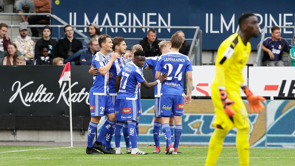 HJK kukisti HIFK:n 2-0-lukemin Stadin derbyssä.