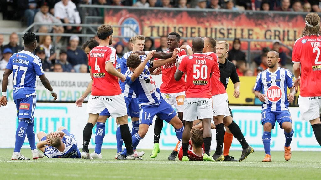 HJK kukisti HIFK:n maalein 2–0.