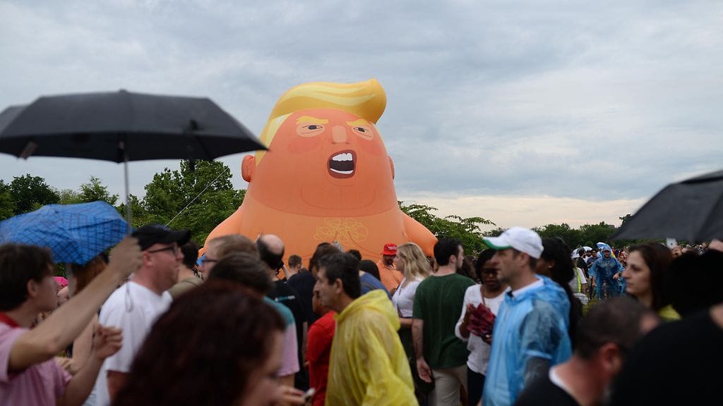 Trump itsenäisyyspäivä yleisö