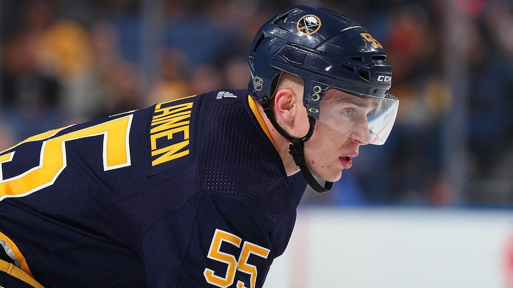 Rasmus Ristolainen koki tulokaskaudellaan kovia.