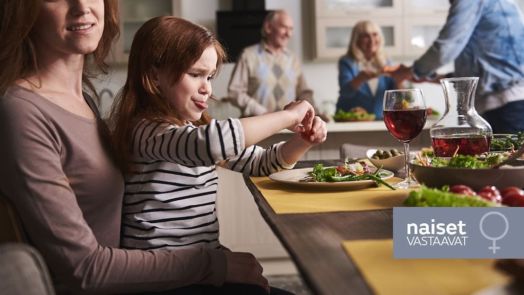 Juttusarjassa naiset vastaavat joka viikko kysymyksiin seksiin, ihmissuhteisiin ja muuhun elämään liittyen!