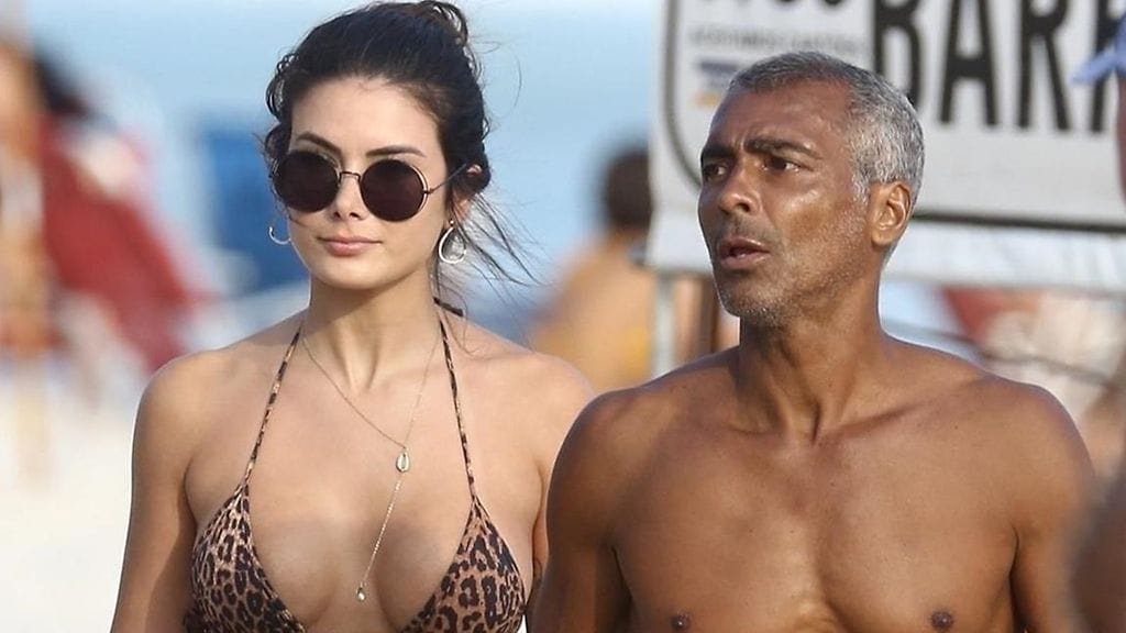 Romario ja Ana Karoline Nazario kuvattuna rannalla toukokuussa.