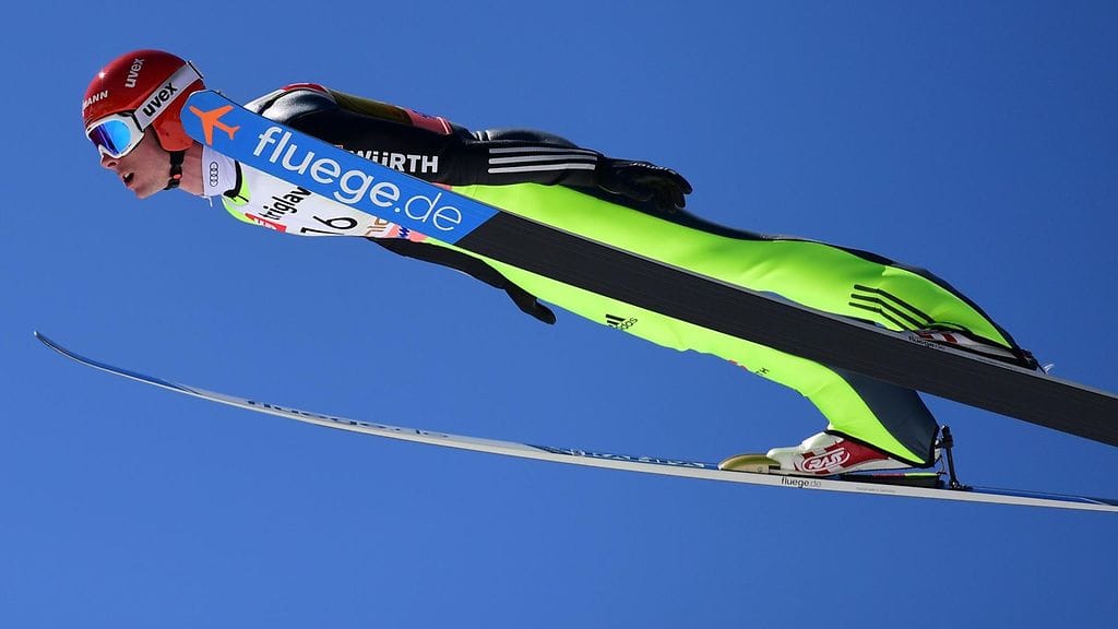 Andreas Wank lyö suksensa naulaan.