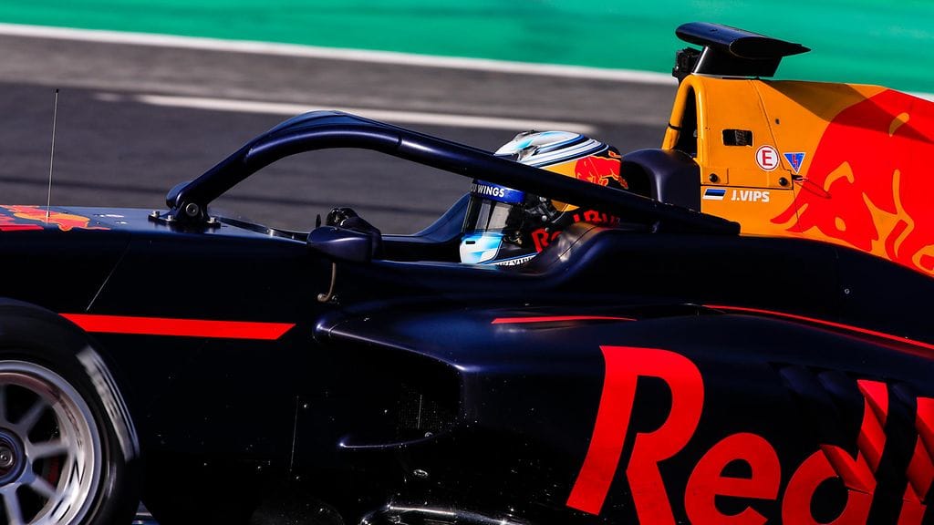Jüri Vips tekee kovaa nousua Red Bullin junioriakatemiassa.