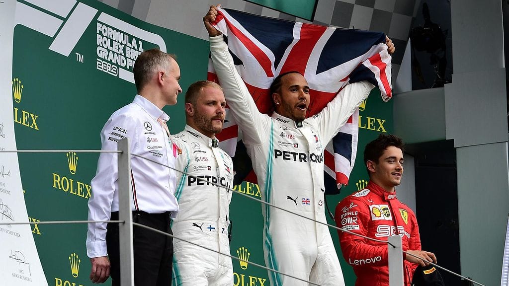 Valtteri Bottas sai seurata Lewis Hamiltonin juhlia tämän kotiradalla Silverstonessa.