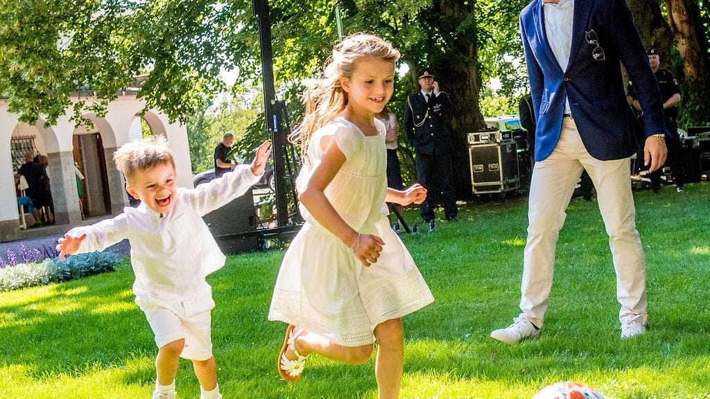 victoria 42 estelle (2)