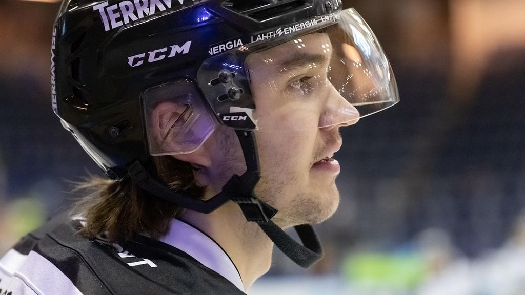 Oliwer Kaski yrittää seuraavaksi lyödä itsensä läpi NHL:ssä.