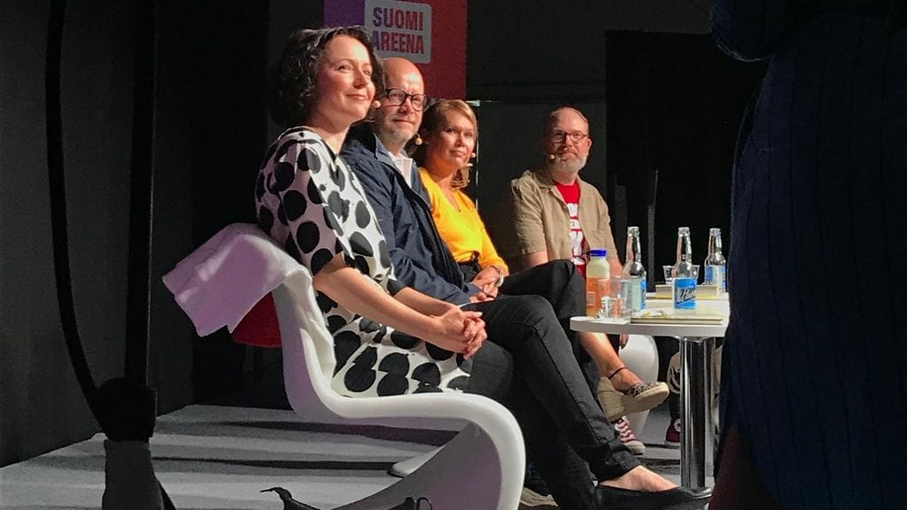 Jenni Haukio oli pukeutunut Marimekon tunikaan.