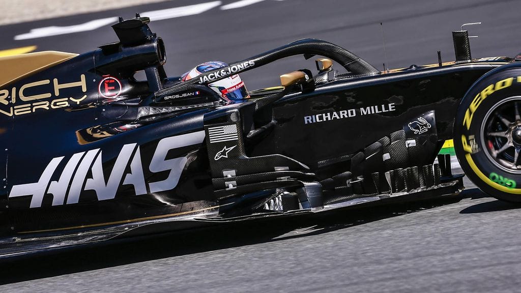 Haasin kyljessä näkyivät Rich Energyn logot myös Silverstonessa.