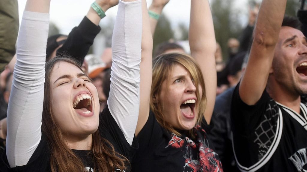 LEHTIKUVA Metallican faneja Hämeenlinnassa 16.7.2019