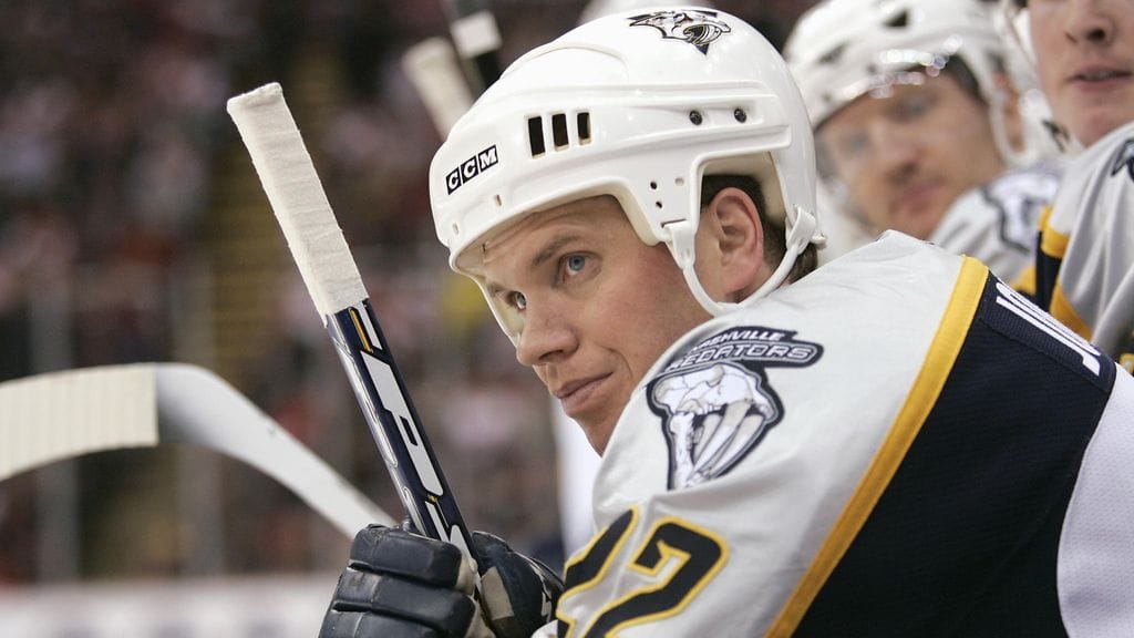 Greg Johnson edusti urallaan useaa NHL-seuraa, mutta Nashville Predatorsin riveistä häneltä tuli lopulta joukkueen kapteeni.