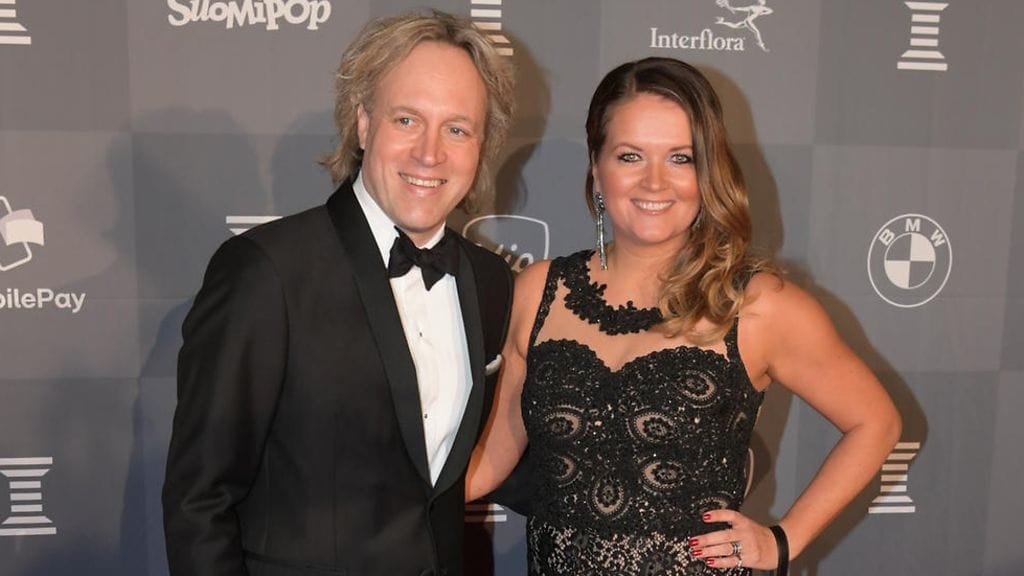 Tv-kokki Kari Aihinen ja vaimo hakeva avioeroa.