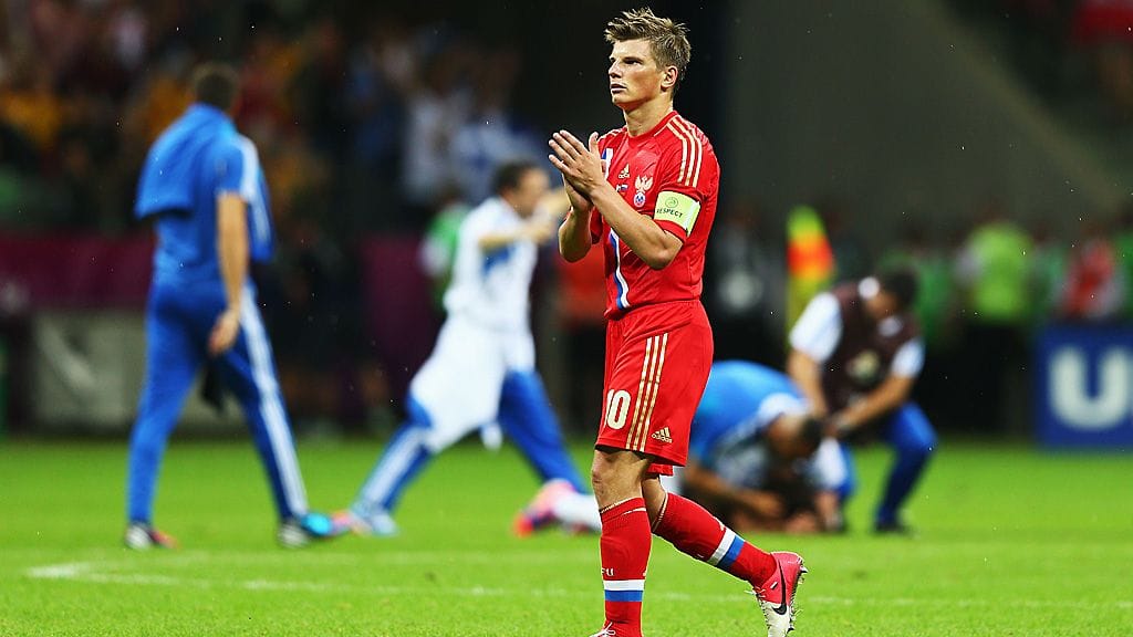 Andrei Arshavin ei pystynyt nostamaan Venäjää jatkoon alkulohkosta.