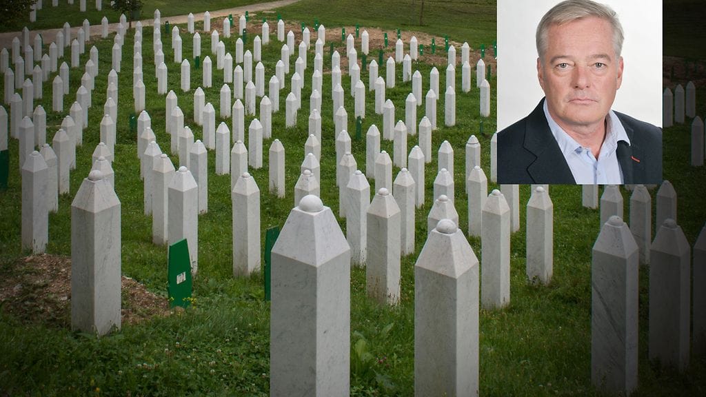 Srebrenican muistomerkki. MTV Uutisten kirjeenvaihtaja Petri Saraste järkyttyi näkemästään vuonna 1995.