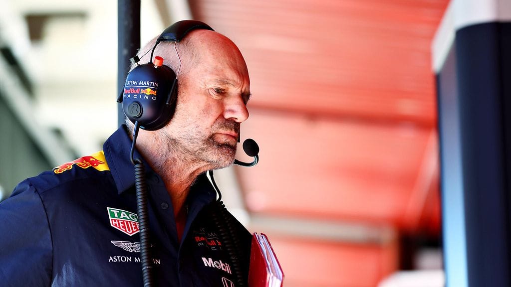 Red Bullin pääsuunnittelija Adrian Newey otti kantaa F1-sarjan ohituksiin.