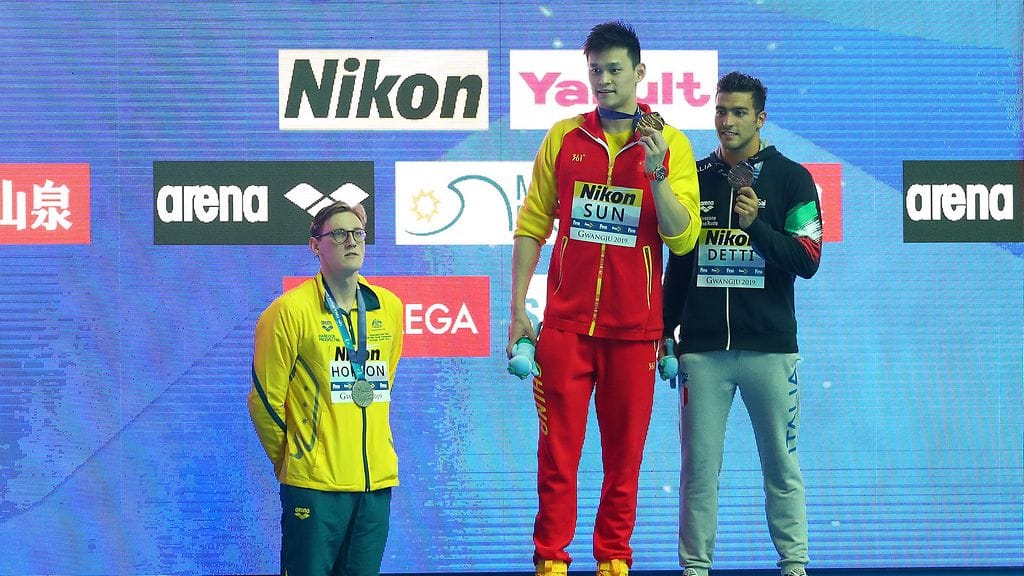 Mack Horton (vas.) ei noussut palkintokorokkeelle lainkaan.