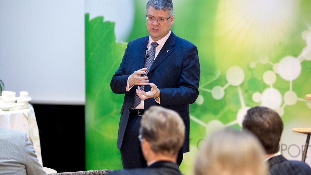 aop, Jussi Pesonen, UPM toimitusjohtaja