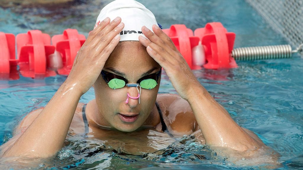 Mimosa Jallow jäi alkuerään 100 metrin selkäuinnissa MM-kisoissa.
