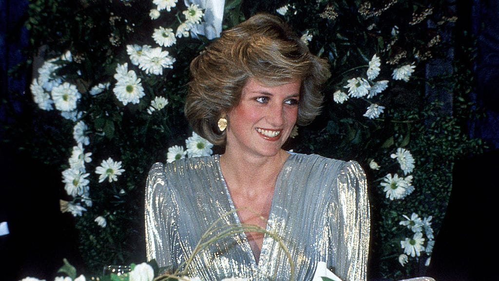 BBC:n toimittajan syytetään nyt houkutelleen prinsessa Dianan haastatteluunsa tekaistuilla aborttiväitteillä.