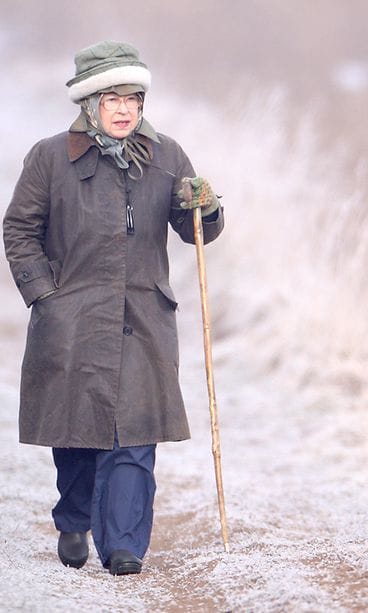 Kuningatar Elisabet housut 2009