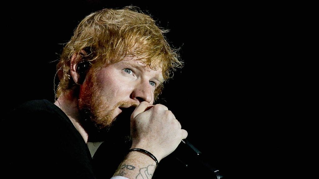 Ed Sheeran menetti yhden kissoistaan.