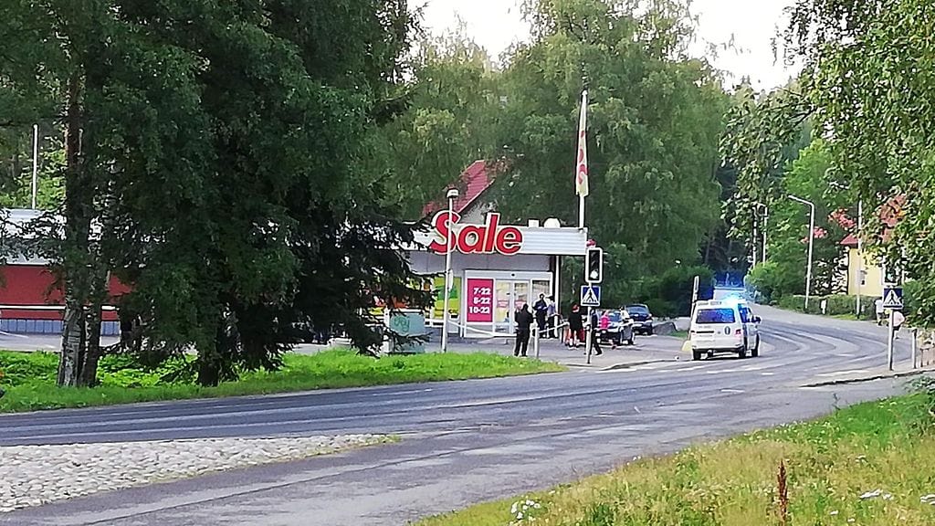 Ampumavälikohtaus tapahtui Valkeakosken Salen pihassa tiistai-iltana.