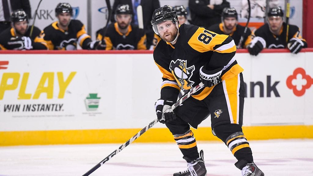 Pittsburghsissa viime kaudella kiekkoillut Phil Kesselin elokuvateatteri herättää ihmetystä.