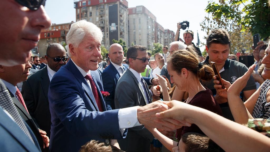 Bill Clinton Kosovossa kesäkuussa 2019.