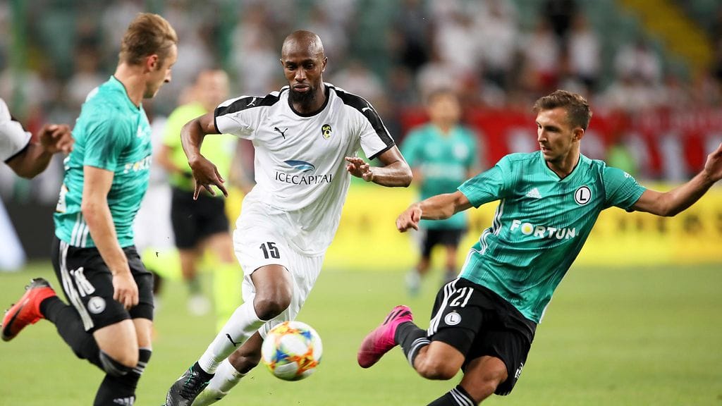 KuPS taisteli avausosassa pirteästi merkittävänä ennakkosuosikkina ottelupariin lähtenyttä Legia Varsovaa vastaan.