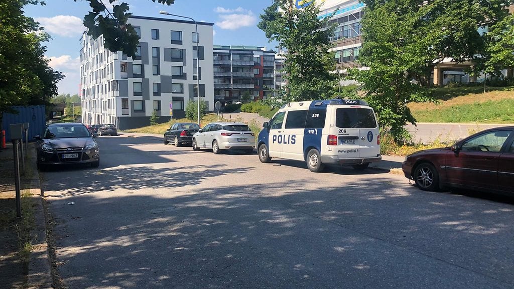 Ampumistilanne tapahtui käpyläläisessä kerrostalossa Helsingissä.