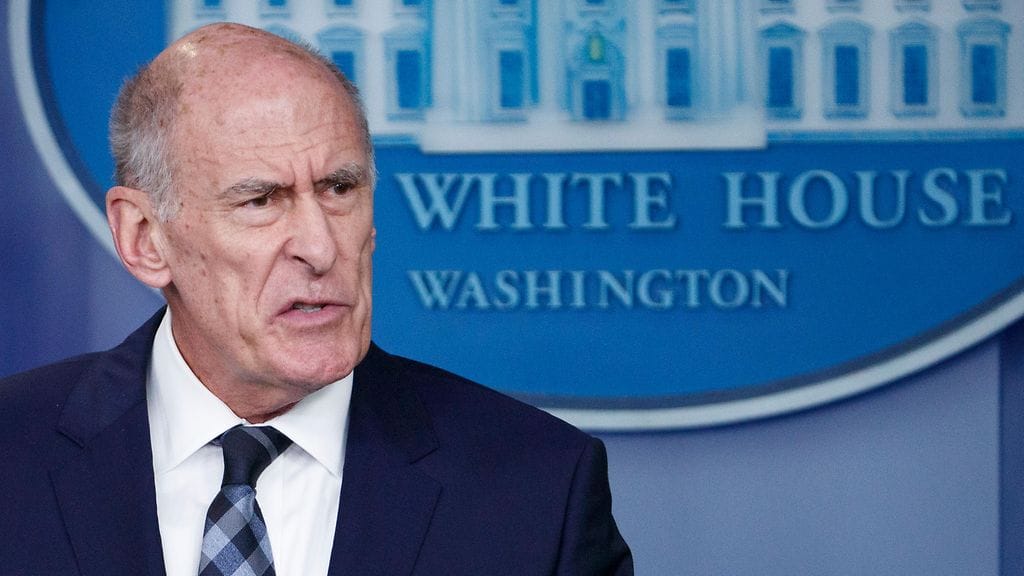 Hallintolähteen mukaan Coatsin on pitkään uskottu lähtevän omasta aloitteestaan, New York Times kertoo.