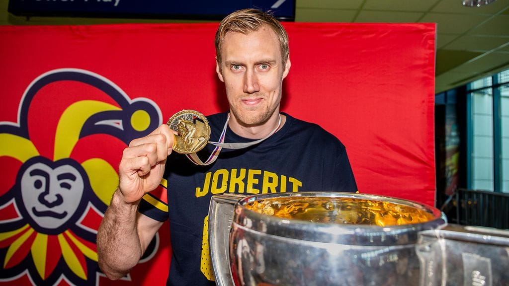 Marko Anttila luistelee Jokereiden ensimmäisissä ketjukoostumuksissa nelosketjussa.