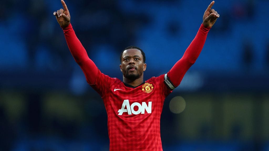 Patrice Evra kuuluu Manchester Unitedin legendoihin.