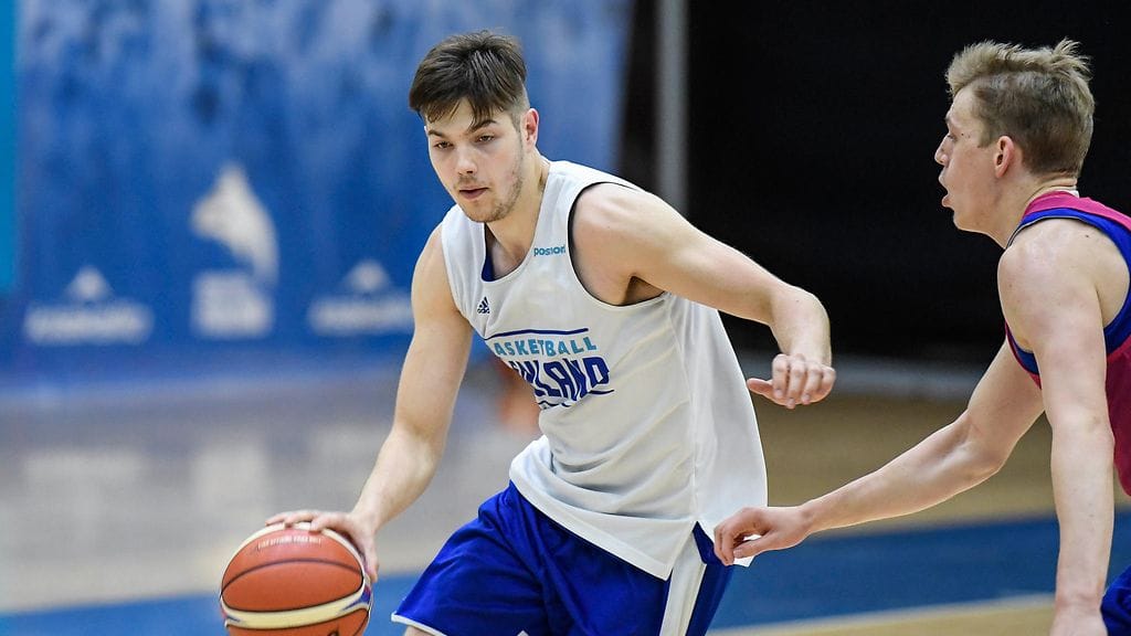 Topias Palmi solmi vastikään sopimuksen italialaiseen Guerino Vanoli Basketin kanssa.