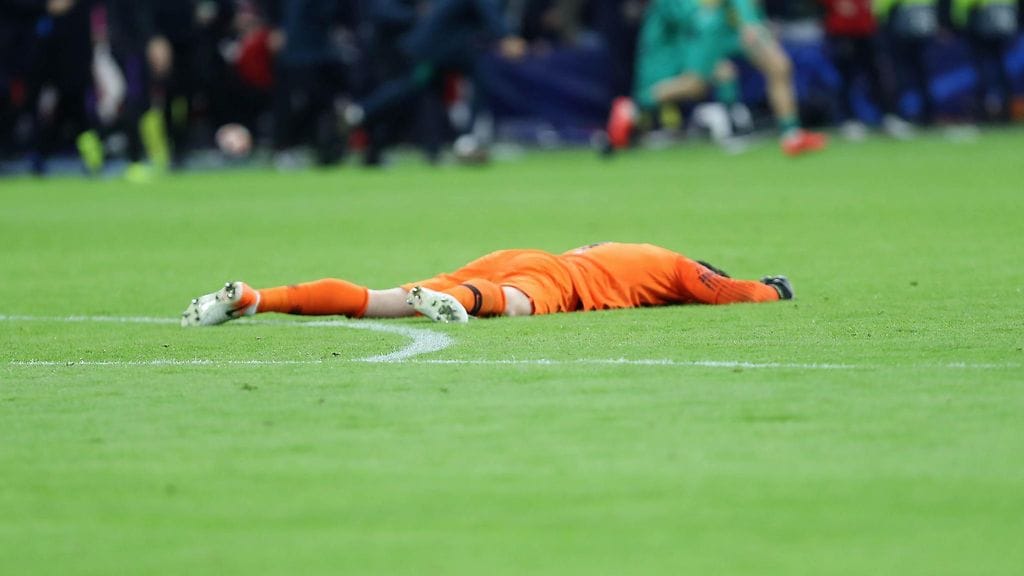 Tuore raportti osoittaa jalkapalloijoiden palautumisen olevan riittämätöntä.