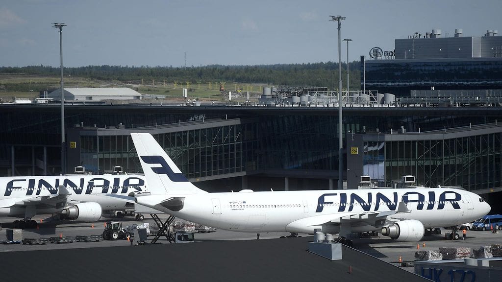 Murjaisu lähtöselvityksessä johti poliisin väliintuloon ja matkatavaroiden penkomiseen.