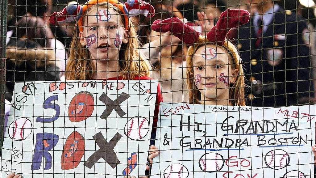 Baseball kiinnostaa kovasti tyttöjäkin Pohjois-Amerikassa.