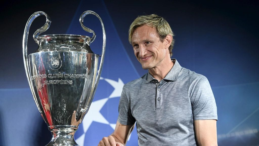 Sami Hyypiä voitti Mestarien liigan kaudella 2004-2005.